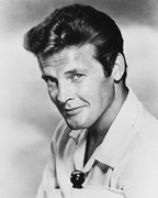 роджер мур (roger moore)